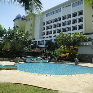 Sutanraja Hotel Manado